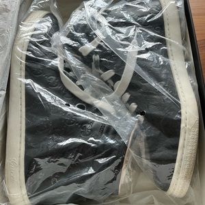 BLACK GUCCI HIGH TOP SNEAKERS, SIZE 9